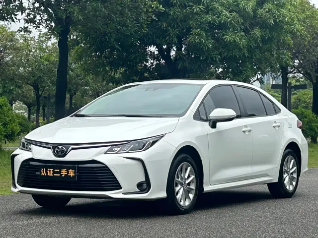 Фотография автомобиля — Toyota Corolla