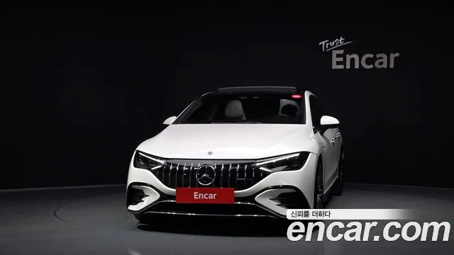 Mercedes-Benz EQE — Фото автомобиля 3