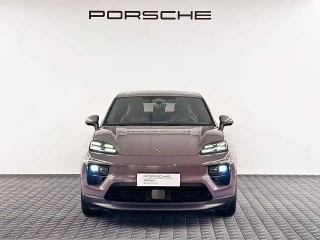 Porsche Macan EV — Фото автомобиля 2