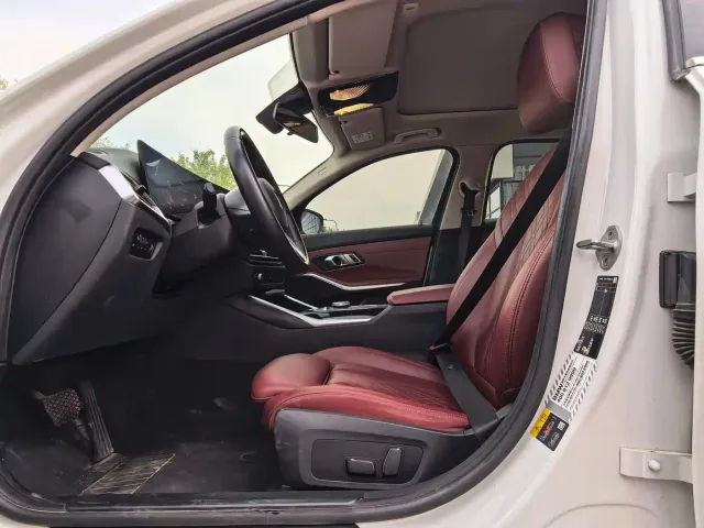 BMW i3 — Фото автомобиля 12