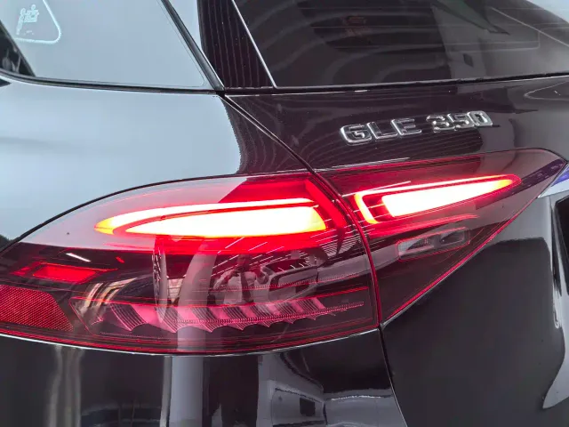 Mercedes-Benz GLE-Class — Фото автомобиля 17