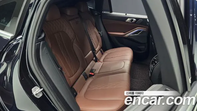 BMW X6 xDrive40i M Sport — Фото автомобиля 26