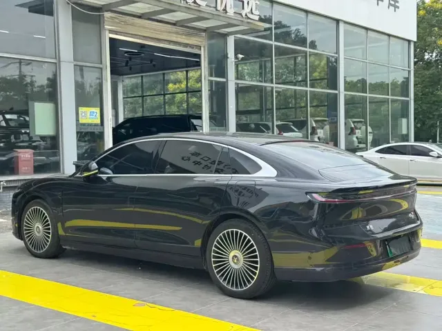 Voyah Auto VOYAH Zhuiguang L 2025 Mid-configuration Model — Фото автомобиля 6