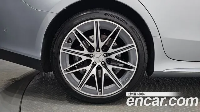 Mercedes-Benz AMG GT 4 двери 43 4MATIC+ — Фото автомобиля 4