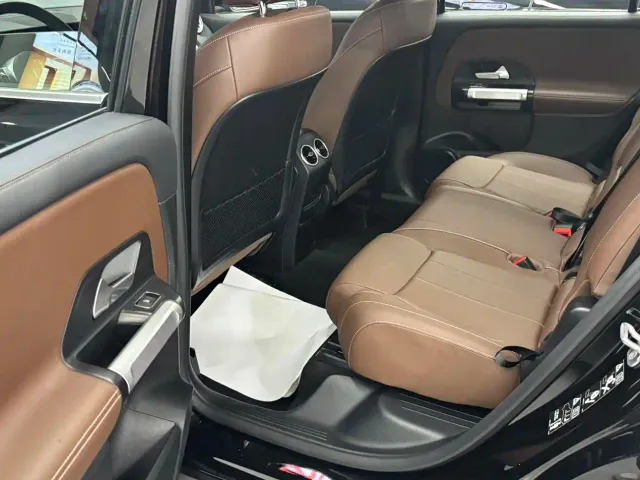 Mercedes-Benz GLB-Class — Фото автомобиля 3
