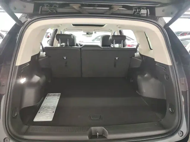 Buick Envision Plus — Фото автомобиля 18