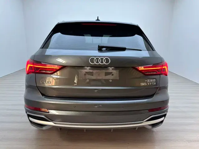 Audi Q3 — Фото автомобиля 5