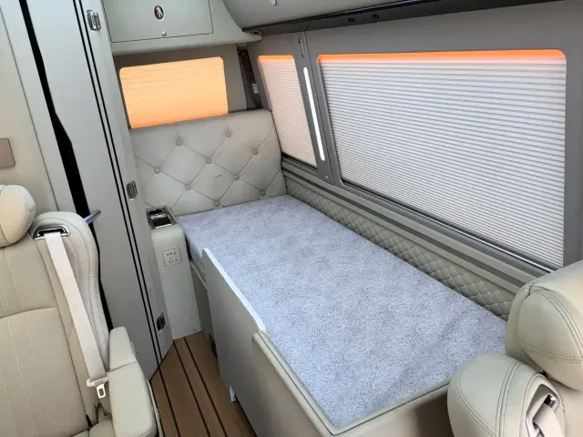 Toyota Coaster — Фото автомобиля 11