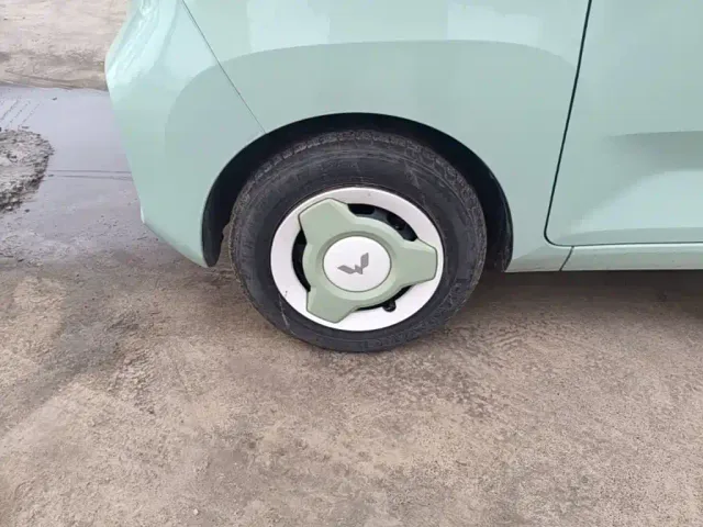Wuling Hongguang Mini EV — Фото автомобиля 22