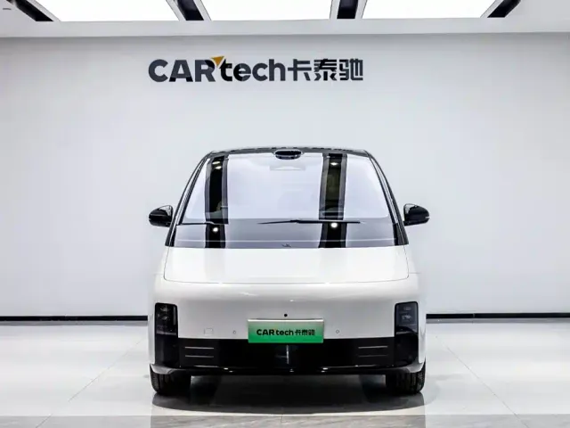 Li Auto MEGA — Фото автомобиля 3