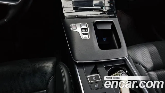 Hyundai Grandeur Новый Grandeur IG 3.0 LPi (Такси) — Фото автомобиля 9