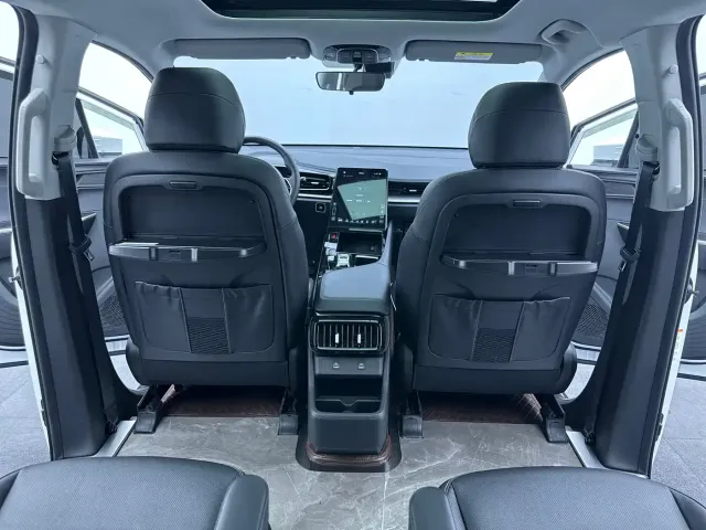 Hyundai Custo — Фото автомобиля 26