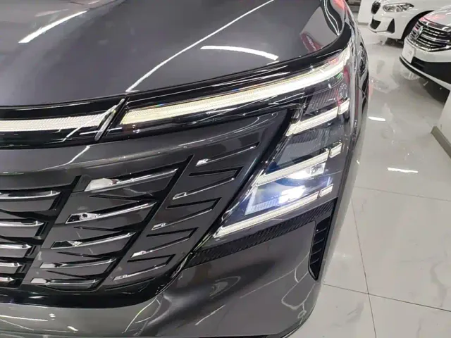 Changan CS75 Plus — Фото автомобиля 23