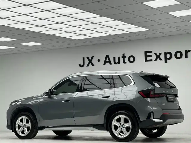 BMW X1 — Фото автомобиля 6