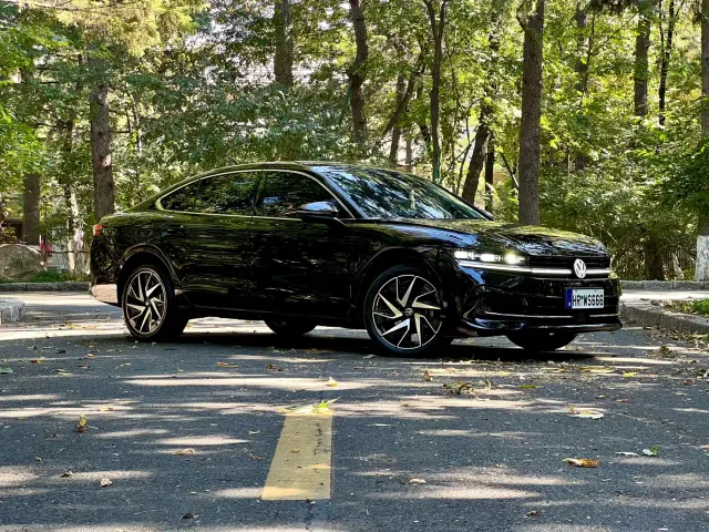 Volkswagen Magotan — Фото автомобиля 14
