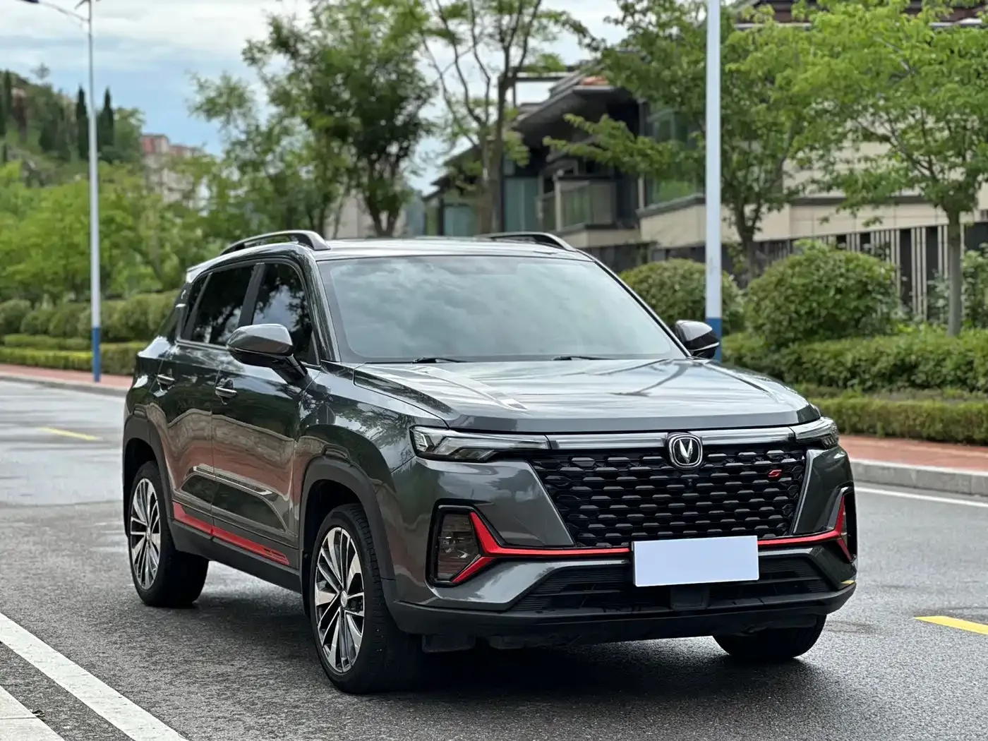 Changan Changan CS35 PLUS 2022 Model Blue Whale NE 1.4T DCT Premium — Фото автомобиля 3