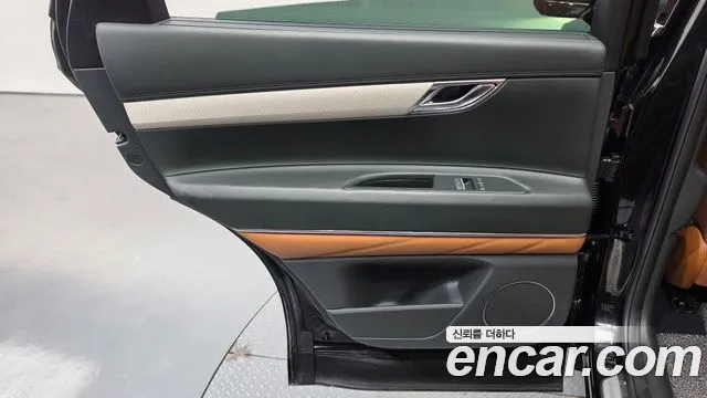 Genesis GV80 — Фото автомобиля 14