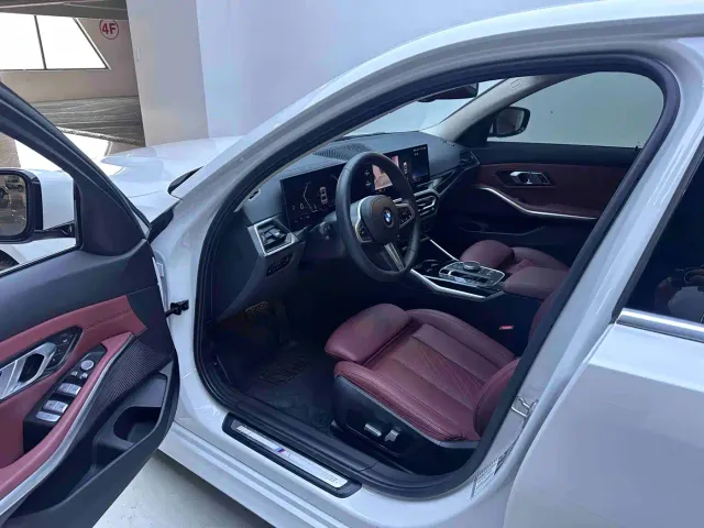 BMW 3 Series — Фото автомобиля 9
