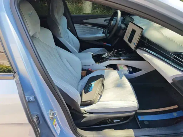 BYD Seal — Фото автомобиля 24