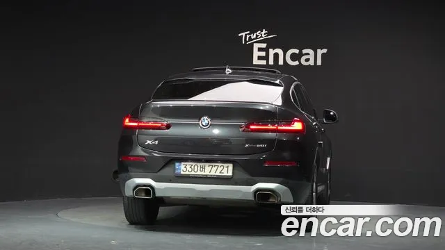 BMW X4 — Фото автомобиля 4