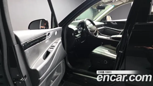 Genesis GV80 — Фото автомобиля 15