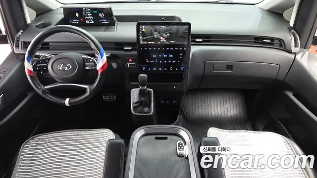 Hyundai Staria Staria Карго 5 мест — Фото автомобиля 7