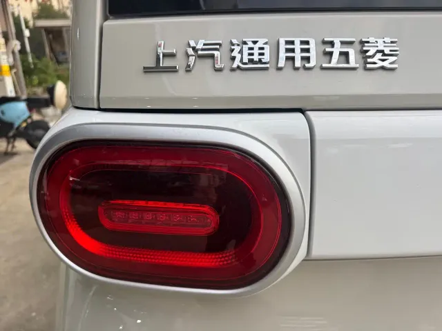 Wuling Hongguang Mini EV — Фото автомобиля 6