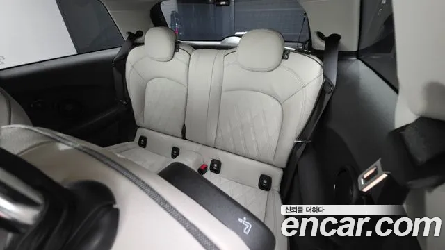 MINI Cooper — Фото автомобиля 26