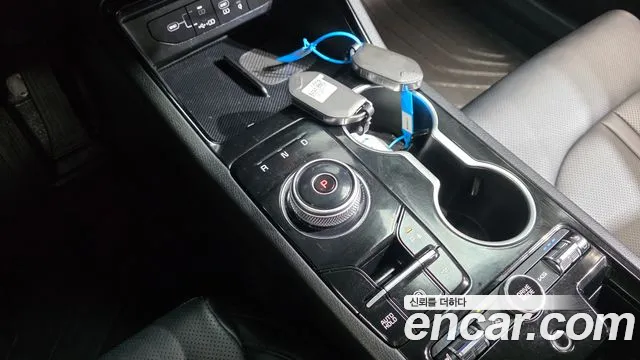 Kia K5 Новый K5 3 поколение 2.0 LPi(Для проката) — Фото автомобиля 3