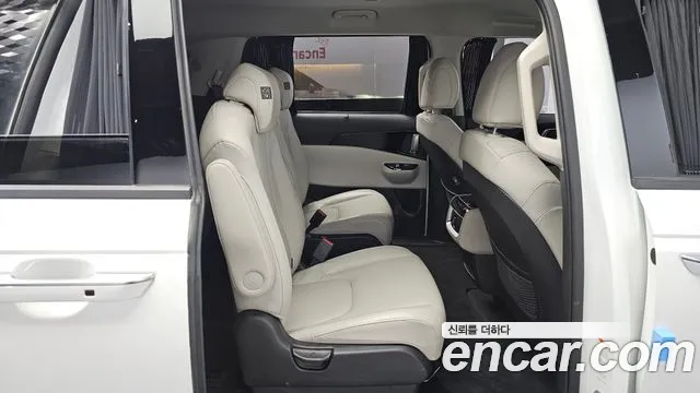 Kia Carnival 4th Gen — Фото автомобиля 16