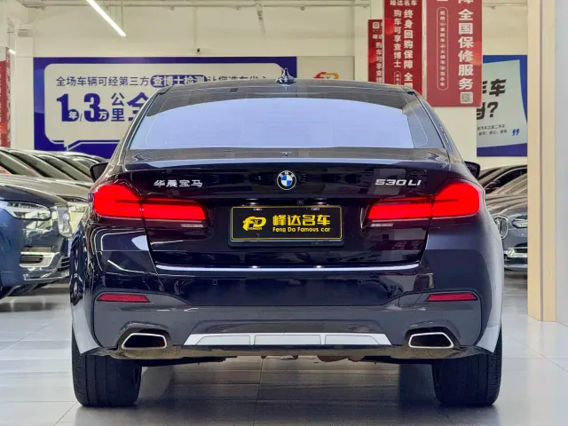 BMW 5 Series — Фото автомобиля 4