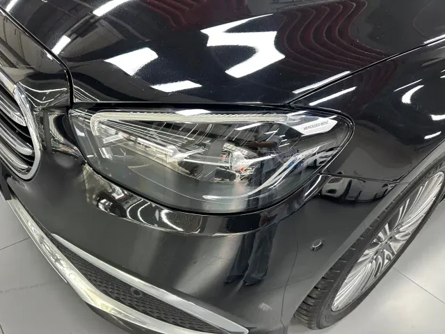 Mercedes-Benz E-Class — Фото автомобиля 15