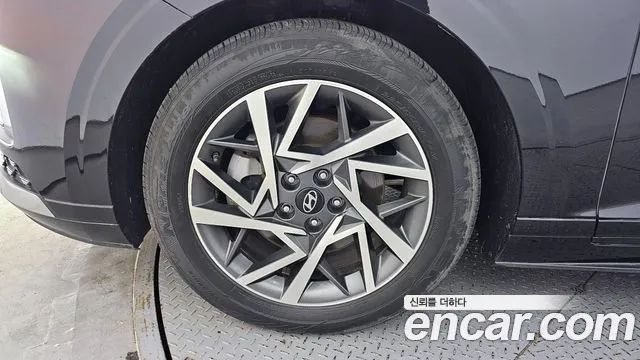 Hyundai Grandeur Grandeur (GN7) 2.5 Бензин 2WD — Фото автомобиля 5