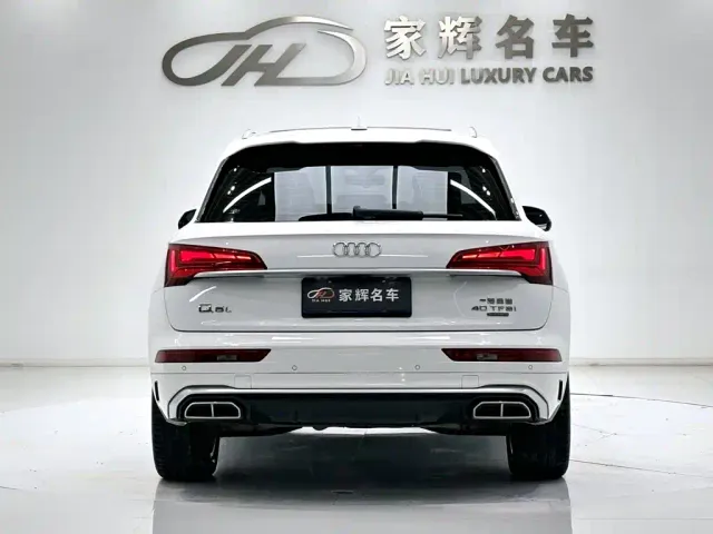 Audi Q5L — Фото автомобиля 7