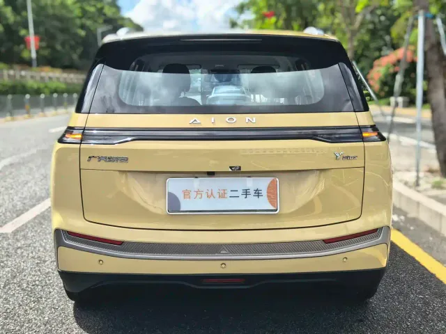 GAC Aion Y — Фото автомобиля 8