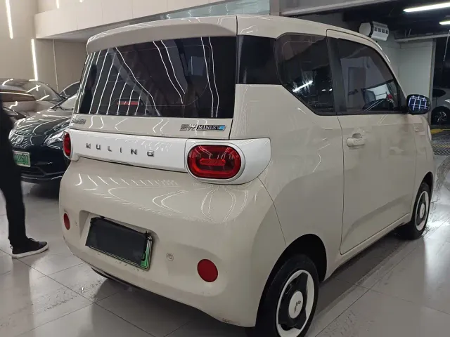 Wuling Hongguang Mini EV — Фото автомобиля 4