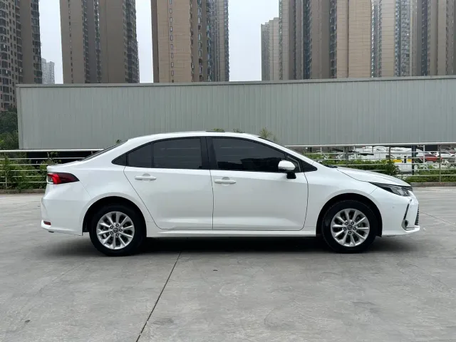 Toyota Corolla — Фото автомобиля 8