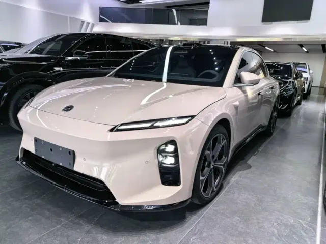 Фотография автомобиля — Nio ET5