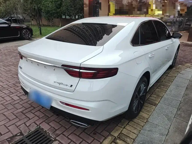 Geely Xingrui — Фото автомобиля 6