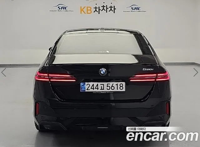 BMW 5 Series G60 — Фото автомобиля 3