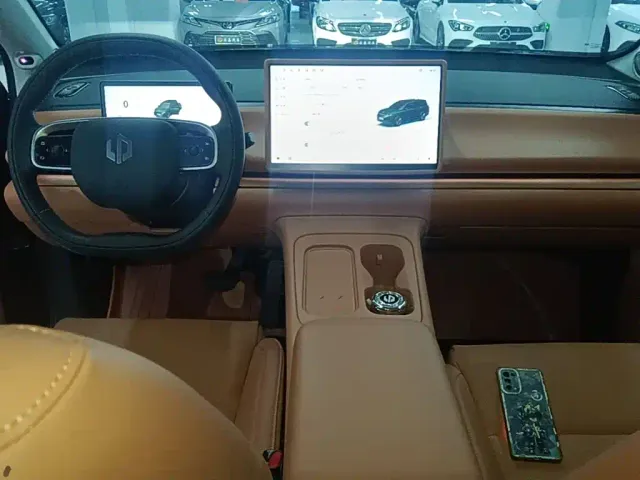 Leapmotor C16 — Фото автомобиля 9