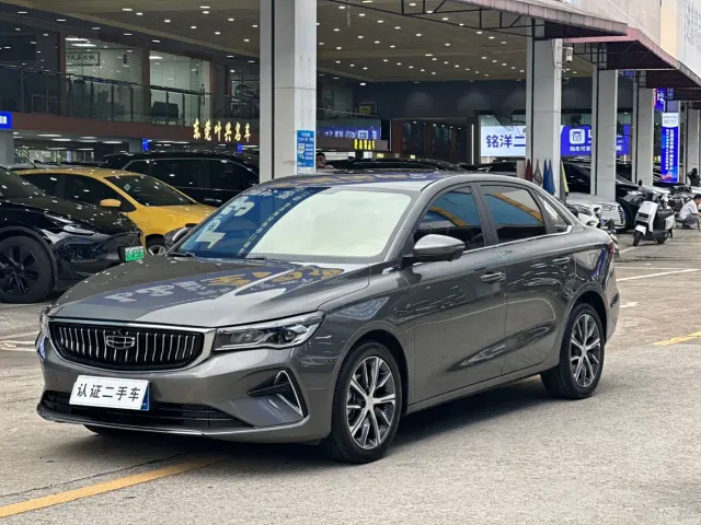 Фотография автомобиля — Geely Emgrand