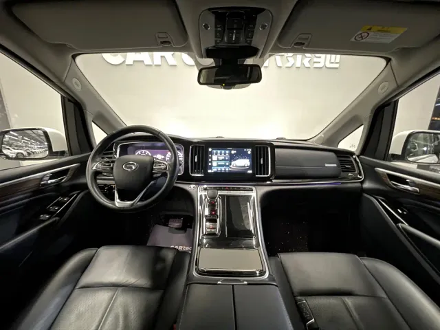 GAC Trumpchi M8 — Фото автомобиля 16