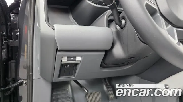 Land Rover Defender Defender (L663) 110 P300 X-Dynamic SE — Фото автомобиля 30