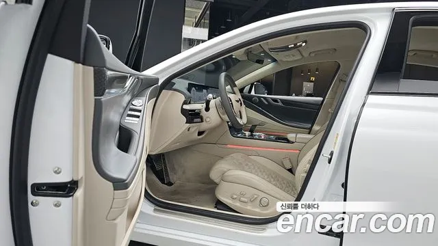 Genesis G80 Бензин 2.5 турбо AWD — Фото автомобиля 10