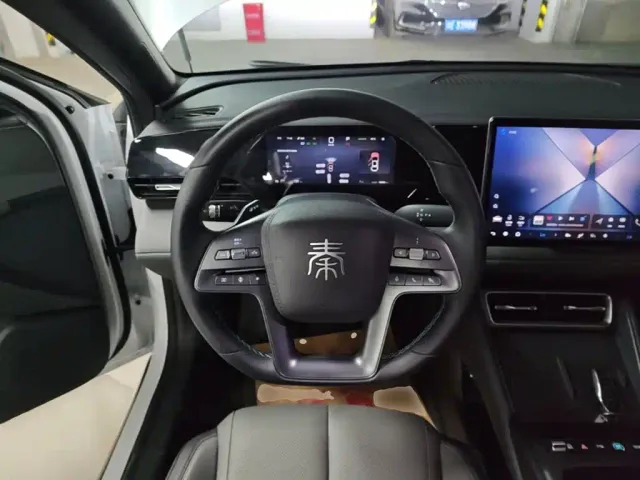 BYD Qin L — Фото автомобиля 10