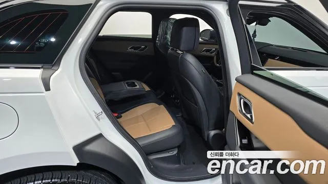 Land Rover Range Rover Velar Range Rover Velar 3.0 P400 Dynamic HSE — Фото автомобиля 12
