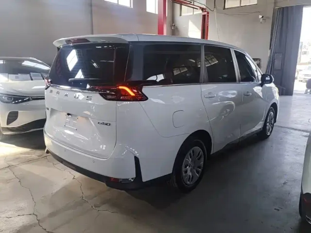 Maxus G50 — Фото автомобиля 6