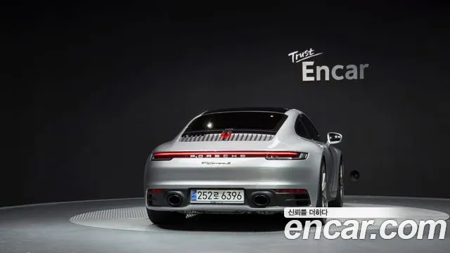 Porsche 911 — Фото автомобиля 4