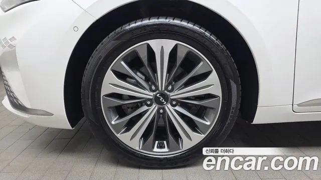 Kia K8 Noblesse — Фото автомобиля 5